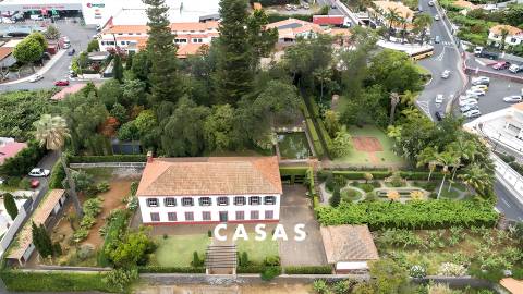 Quinta do Esmeraldo – Um Tesouro Histórico à Venda no Coração do Funchal