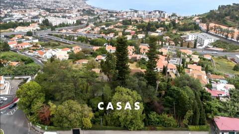 Quinta do Esmeraldo – Um Tesouro Histórico à Venda no Coração do Funchal