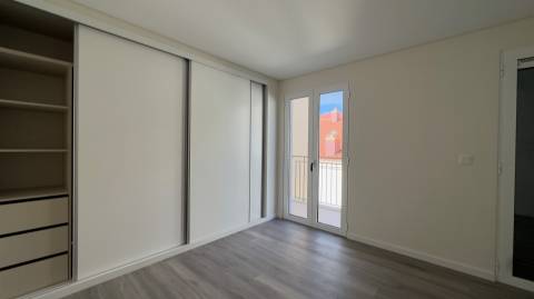 Apartamento T3+1 Venda em Funchal (Sé),Funchal