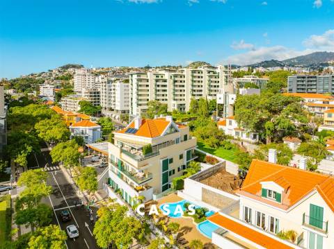 Apartamento T2 Arrendamento em Funchal (Sé),Funchal