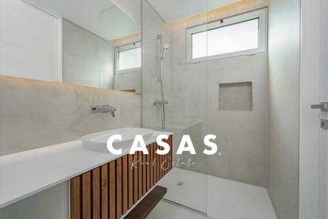 Apartamento T2 Arrendamento em Funchal (São Pedro),Funchal