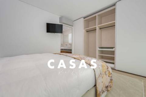 Apartamento T2 Arrendamento em Funchal (São Pedro),Funchal