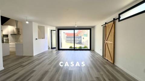 Moradia Isolada T3 Venda em Fajã da Ovelha,Calheta (Madeira)