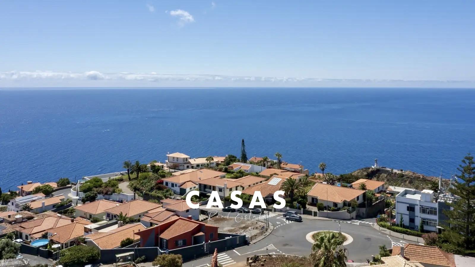 APARTAMENTO T1 Último Andar C/ Terraço de 114.20 m² no Garajau