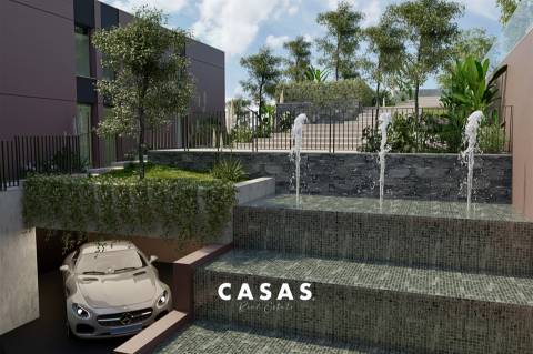 APARTAMENTO T2 DE LUXO C/PISCINA E JARDIM PRIVADO NO CENTRO DO FUNCHAL