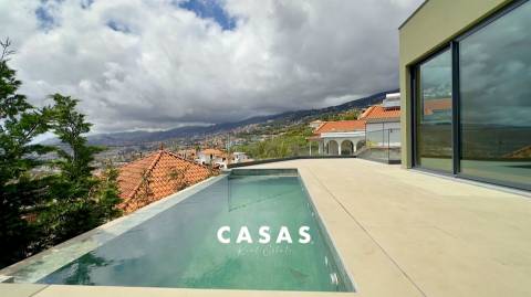 Moradia T2 Venda em Funchal (Santa Maria Maior),Funchal