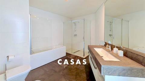 Apartamento de Luxo a beira mar no Funchal, Ilha da Madeira