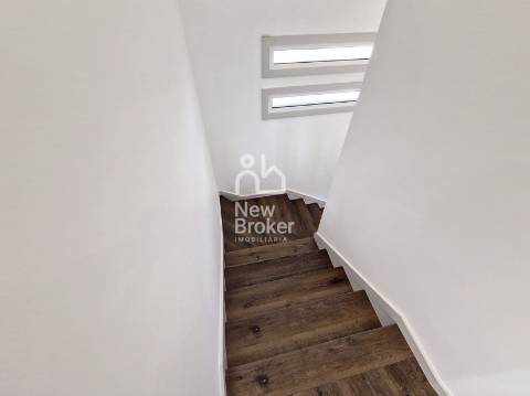 Moradia T4+1 com Piscina em Cascais. Nova construção. Localização privilegiada em zona residencial