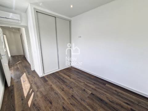 Moradia T4+1 com Piscina em Cascais. Nova construção. Localização privilegiada em zona residencial