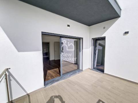 Moradia T4+1 com Piscina em Cascais. Nova construção. Localização privilegiada em zona residencial