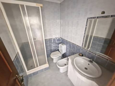 Moradia T4+1, com Piscina , Vista para o Mar e Serra