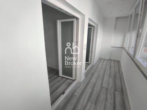 Apartamento T2 Venda em Laranjeiro e Feijó,Almada