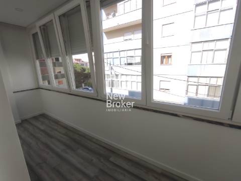 Apartamento T2 Venda em Laranjeiro e Feijó,Almada