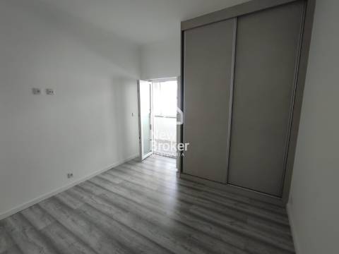 Apartamento T2 Venda em Laranjeiro e Feijó,Almada