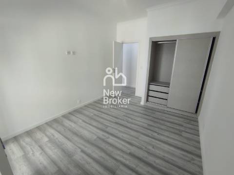 Apartamento T2 Venda em Laranjeiro e Feijó,Almada
