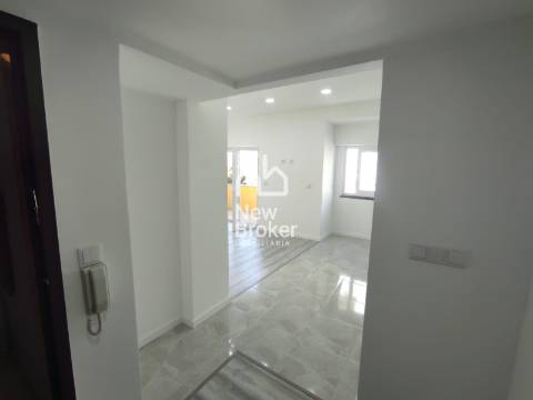 Apartamento T2 Venda em Laranjeiro e Feijó,Almada