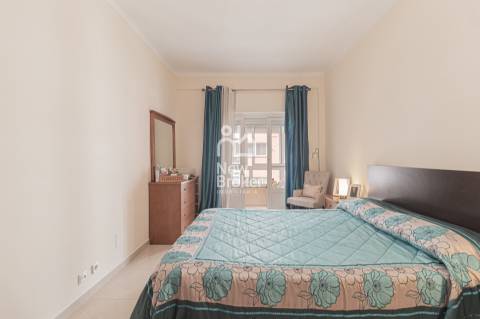 Apartamento T2 Venda em Rio de Mouro,Sintra