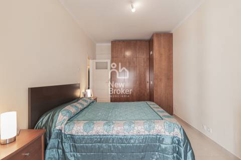 Apartamento T2 Venda em Rio de Mouro,Sintra