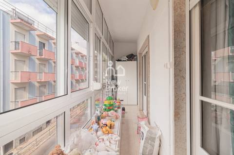 Apartamento T2 Venda em Rio de Mouro,Sintra