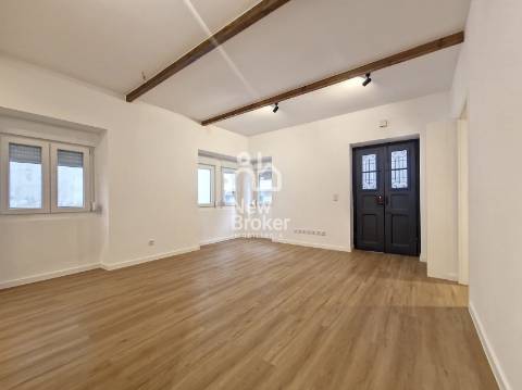 Fantástica moradia T3 em Agualva – Cacem