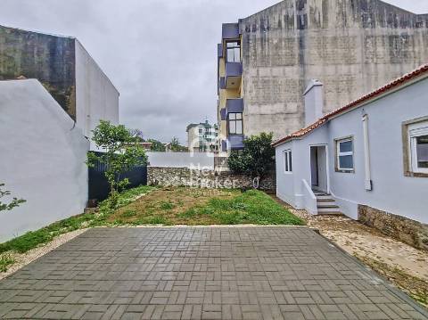 Fantástica moradia T3 em Agualva – Cacem