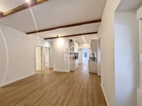 Fantástica moradia T3 em Agualva – Cacem