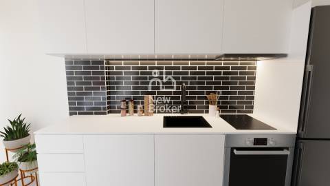 Venda T0 na Amadora, junto ao Metro.