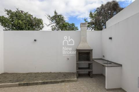 Moradia T3, nova, vista rio no Montijo – com isenção de IMT.