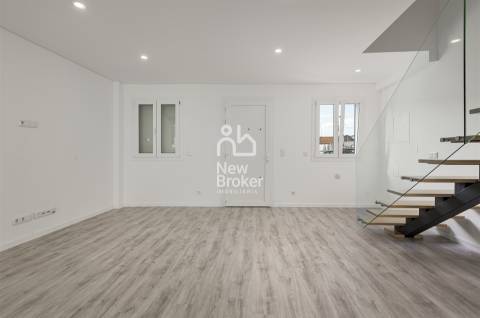 Moradia T3, nova, vista rio no Montijo – com isenção de IMT.