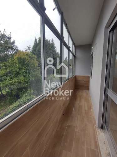 Apartamento T4 para venda em Maximinos, Braga, com garagem.