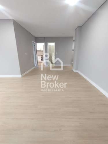 Apartamento T4 para venda em Maximinos, Braga, com garagem.