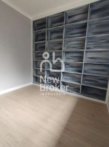 Apartamento T4 para venda em Maximinos, Braga, com garagem.