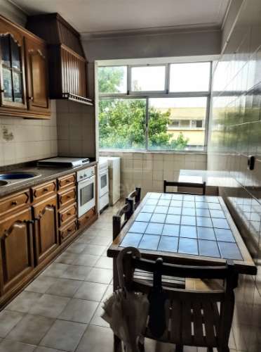 Apartamento T3 para venda em Maximinos, Braga, com garagem,  varanda, numa área total de 97 m2