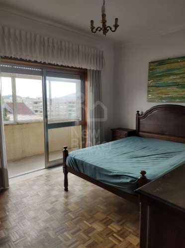 Apartamento T3 para venda em Maximinos, Braga, com garagem,  varanda, numa área total de 97 m2