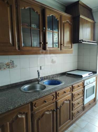 Apartamento T3 para venda em Maximinos, Braga, com garagem,  varanda, numa área total de 97 m2