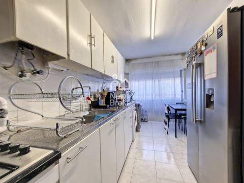Apartamento T2 Venda em Algueirão-Mem Martins,Sintra