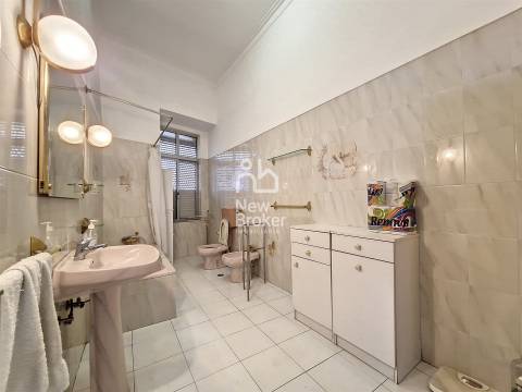 Moradia para Restaurar T7 Venda em Marvila,Lisboa