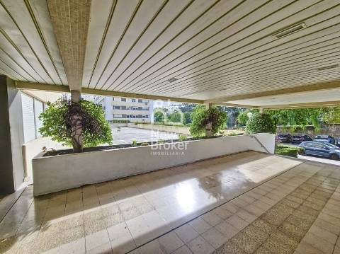 Apartamento T3 Venda em Carnide,Lisboa