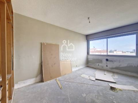 Apartamento T3 Venda em Carnide,Lisboa