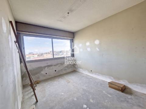 Apartamento T3 Venda em Carnide,Lisboa