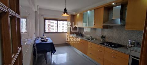 Apartamento T2 Venda em Póvoa de Santa Iria e Forte da Casa,Vila Franca de Xira