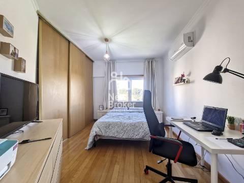 Apartamento T2 Venda em Laranjeiro e Feijó,Almada