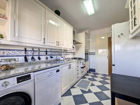 Apartamento T2 Venda em Laranjeiro e Feijó,Almada