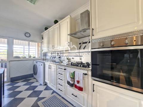 Apartamento T2 Venda em Laranjeiro e Feijó,Almada