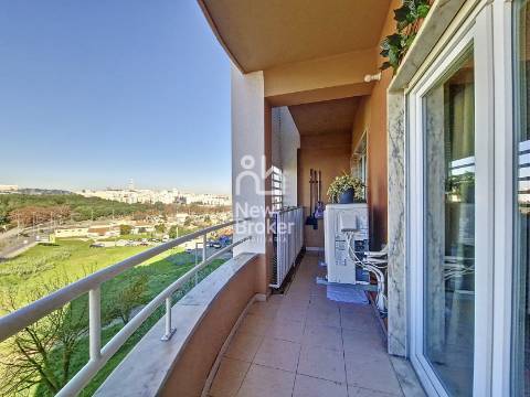 Apartamento T2 Venda em Laranjeiro e Feijó,Almada