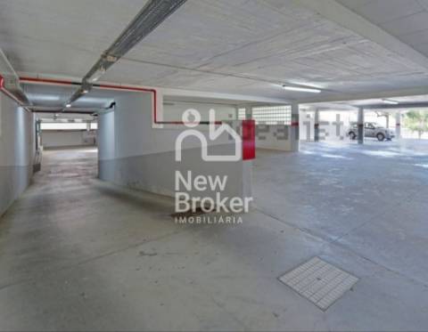 Apartamento T2 Arrendamento em Caparica e Trafaria,Almada