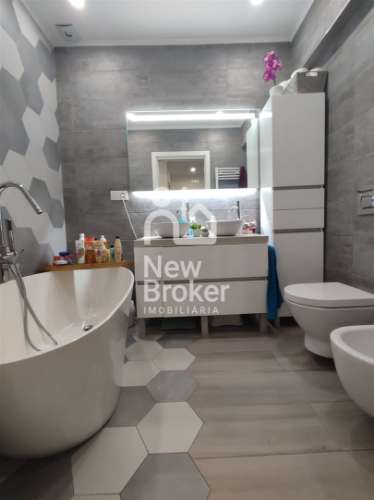 Apartamento T2 Arrendamento em Caparica e Trafaria,Almada