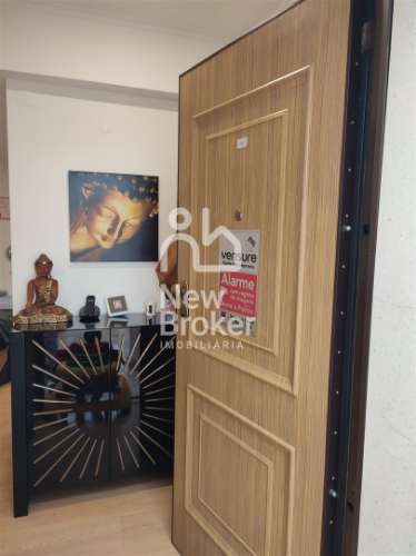 Apartamento T2 Arrendamento em Caparica e Trafaria,Almada