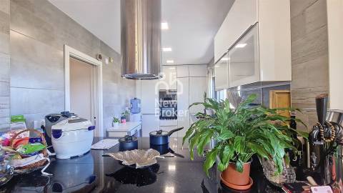 Apartamento T2 Arrendamento em Caparica e Trafaria,Almada