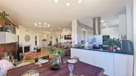 Apartamento T2 Arrendamento em Caparica e Trafaria,Almada